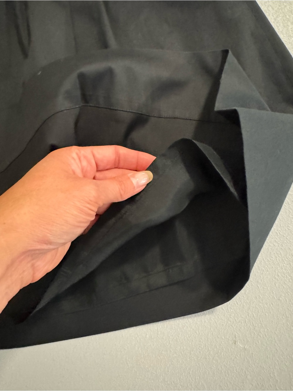BCBGMaxAzria Black Cotton Pleated Lined A-Line Skirt 4 - Picture 3 of 12
